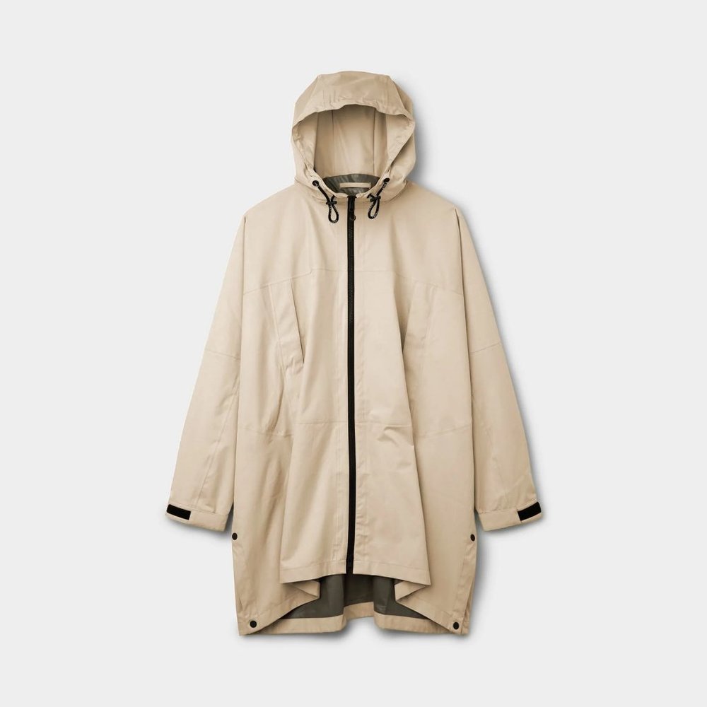 Tilley Unisex Packable Hooded Poncho Light Tan L/XL